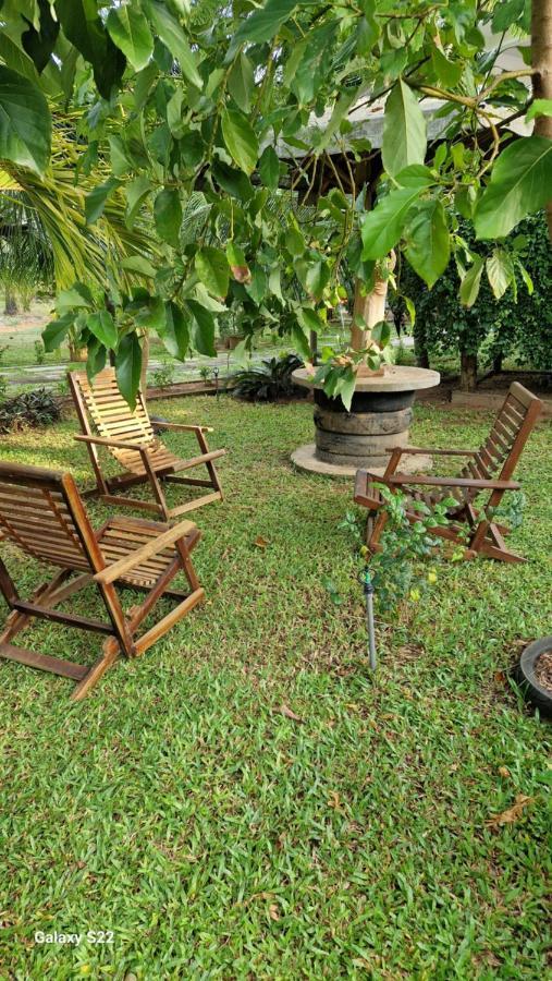 Luna Beach Hotel Nilaveli Ngoại thất bức ảnh
