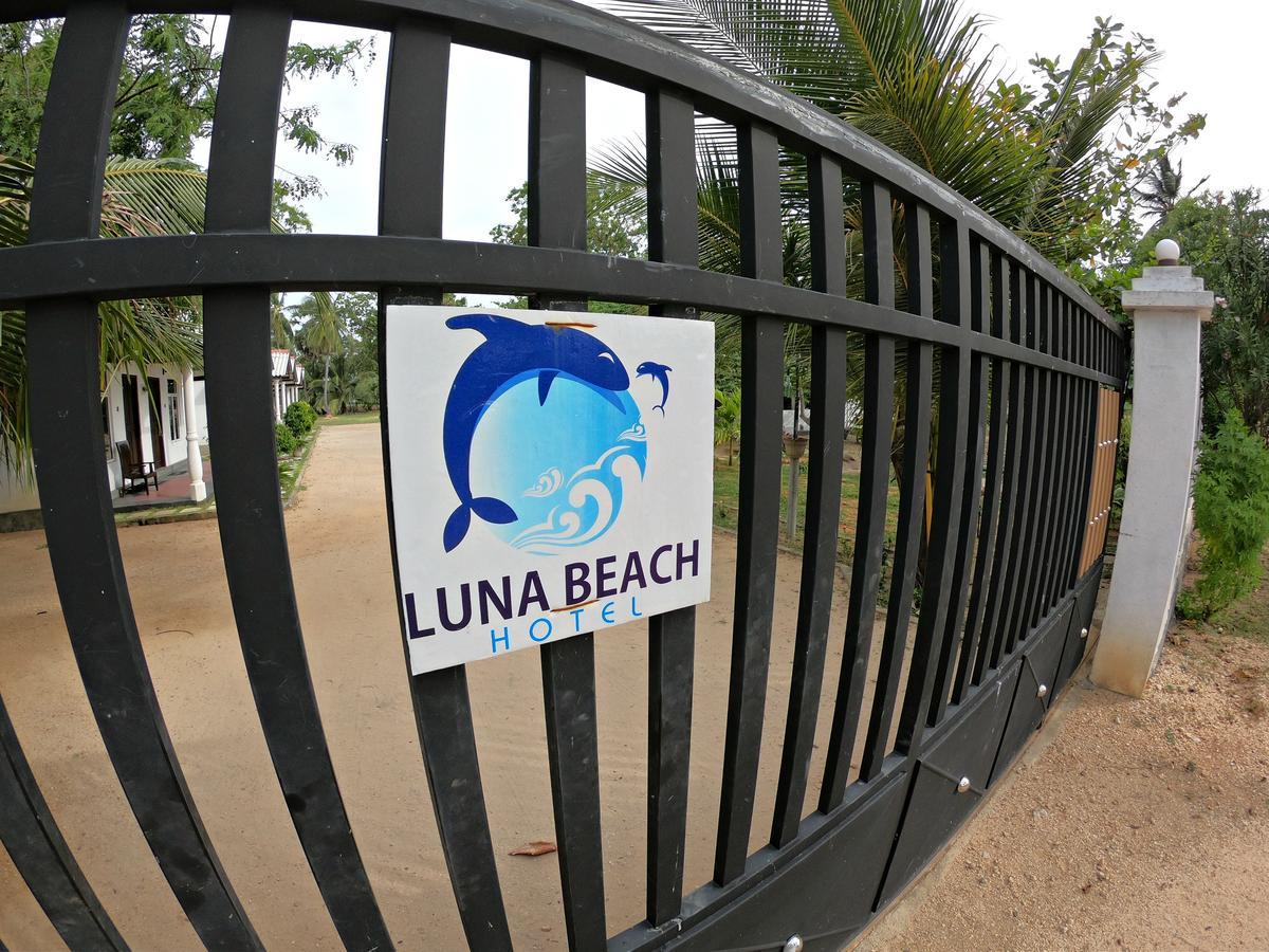 Luna Beach Hotel Nilaveli Ngoại thất bức ảnh